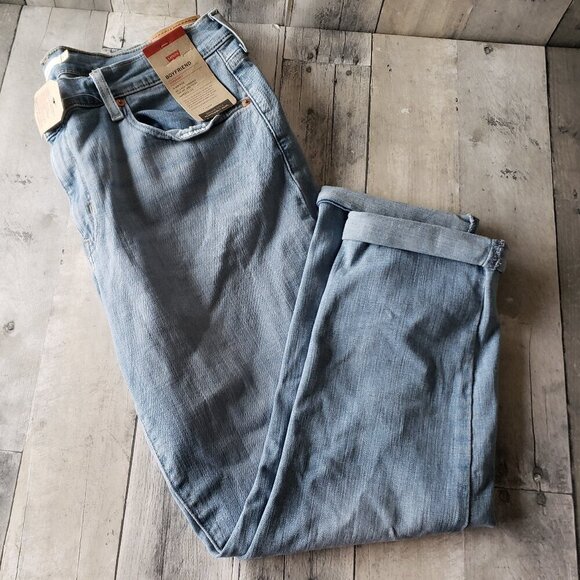 NWT - Levi's Boyfriend Hypersoft Jeans - Size 33x27 - Picture 3 of 6